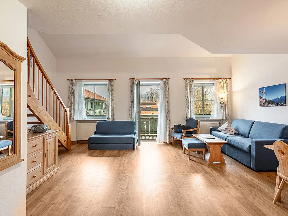 Maisonette-Wohnung mit 2 Bädern/WCs